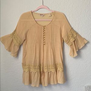Women's Cream Blouse Tunic with Lace Details Button Accents Size S